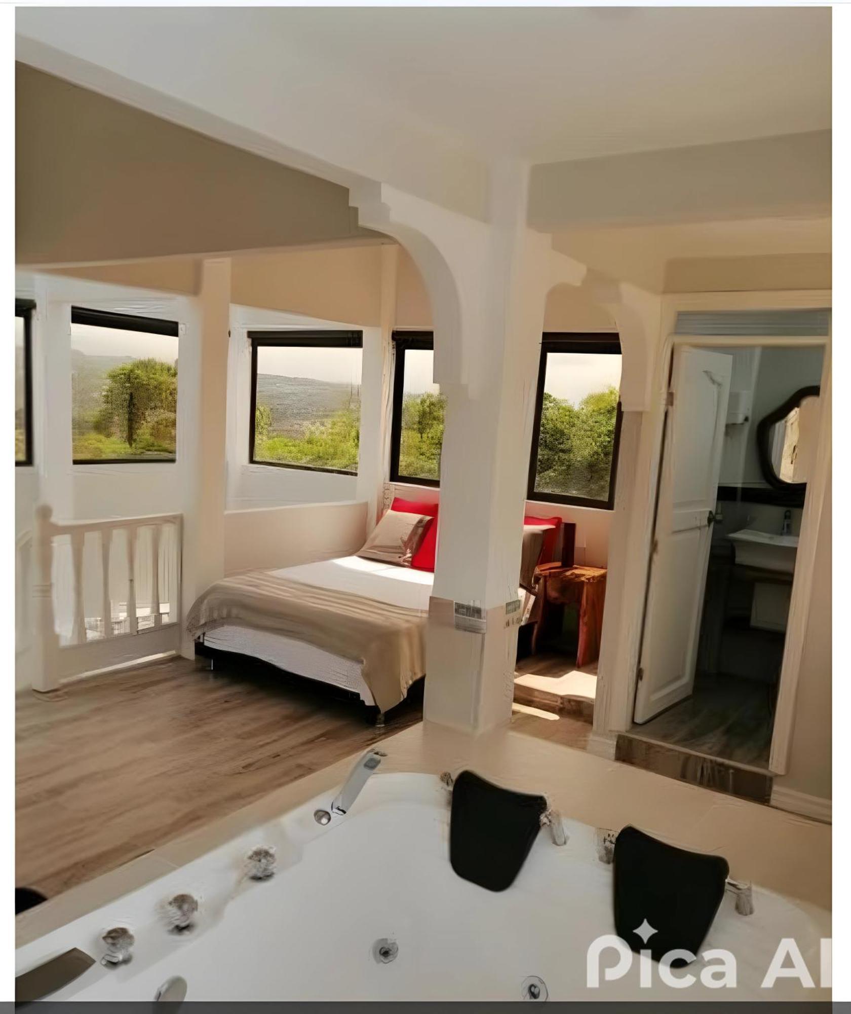 פילנדיה Casa Hotel Alicia מראה חיצוני תמונה